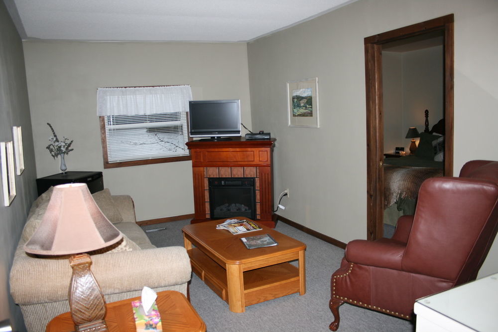 Oakview Lodge & Marina Algonquin Highlands Exterior foto